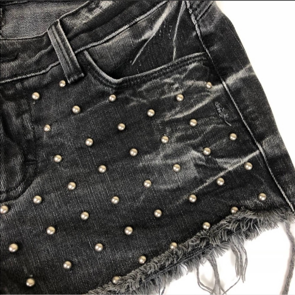 Siwy Alia Cut-off Shorts in Renegade with Studs Size 24 - Picture 4 of 9